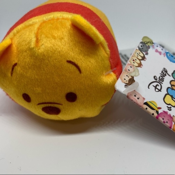 Disney Tsum Tsum Pooh from Winnie The Pooh NEW